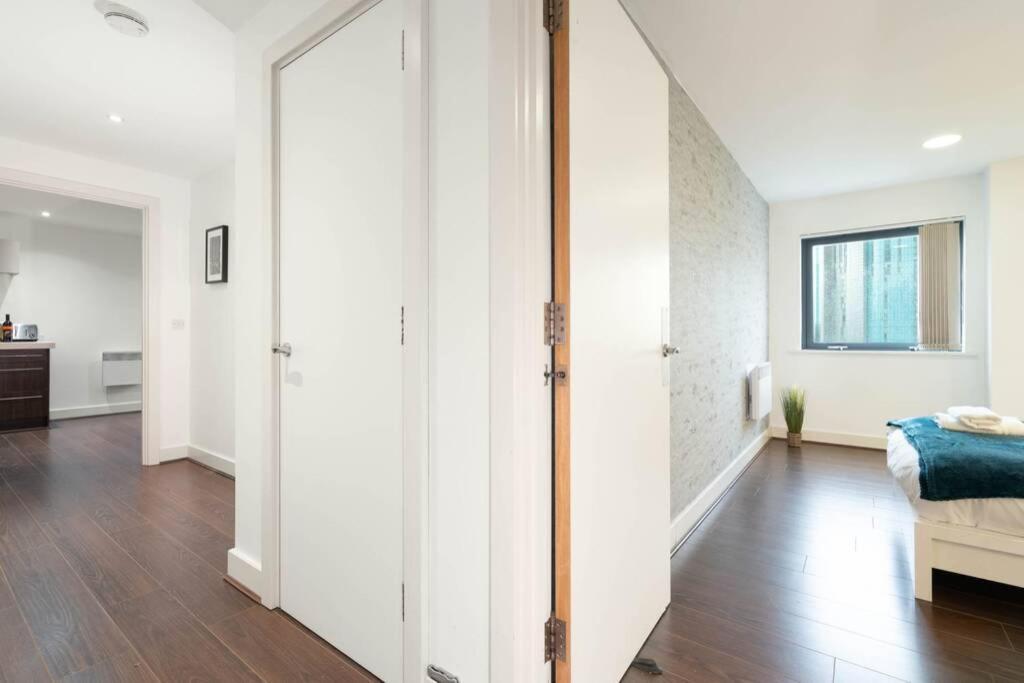 Birmingham City Centre 2Bed - With Balcony & Parking Экстерьер фото